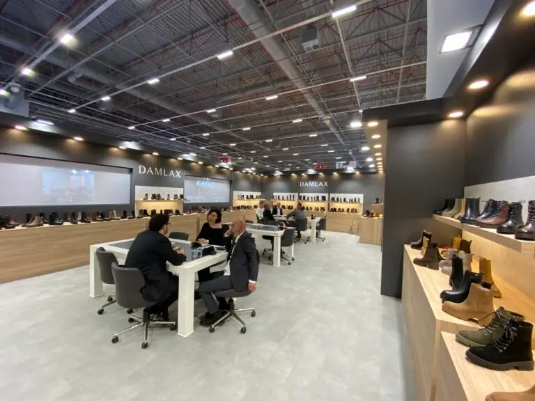 Damlax AYMOD 2024 standı iç mekân perspektifi