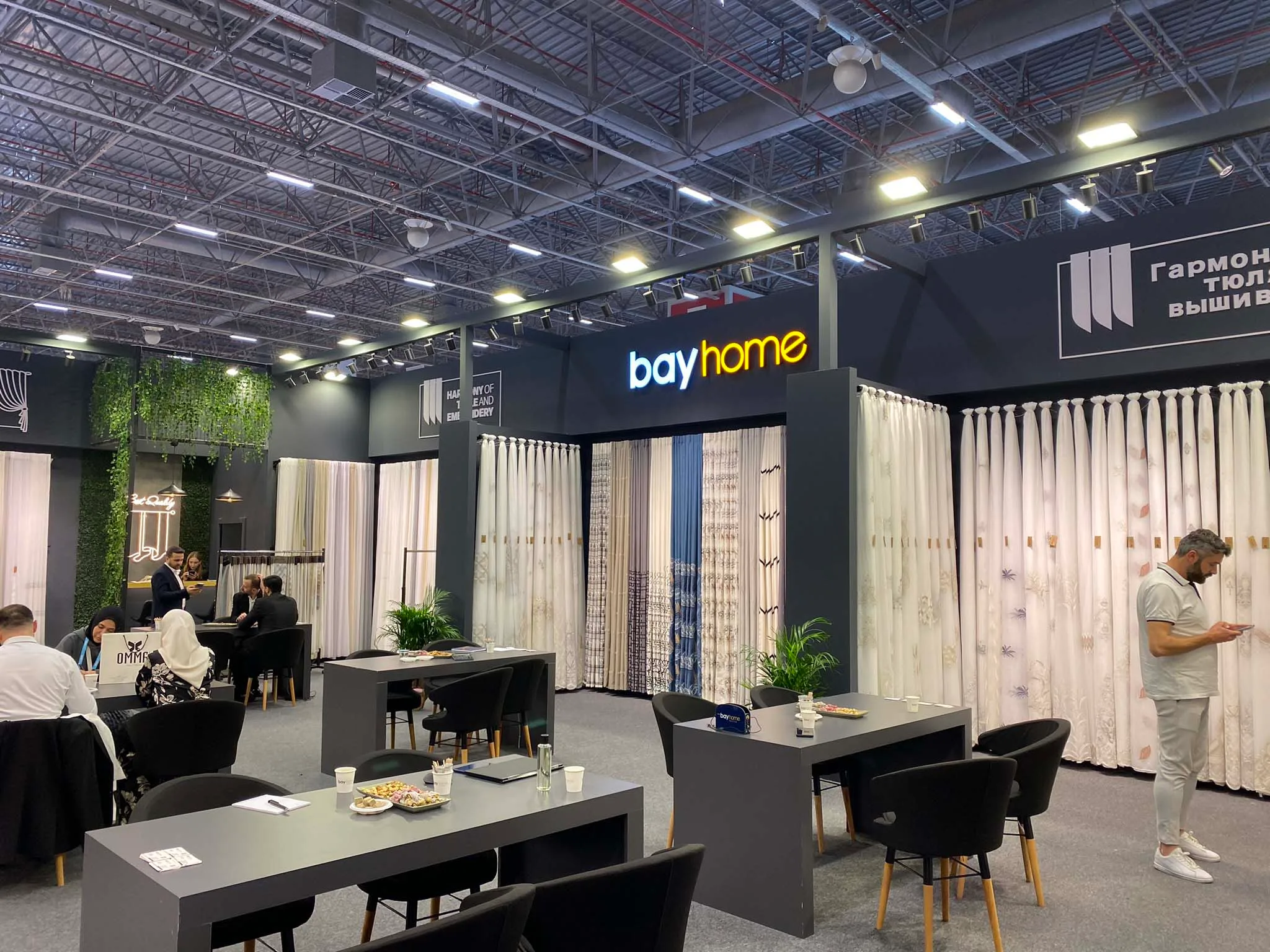 Bayhome – HOMETEX 2024 5 Bayhome – HOMETEX 2024 – Projektaufnahme – Aufbau und Umsetzung 4