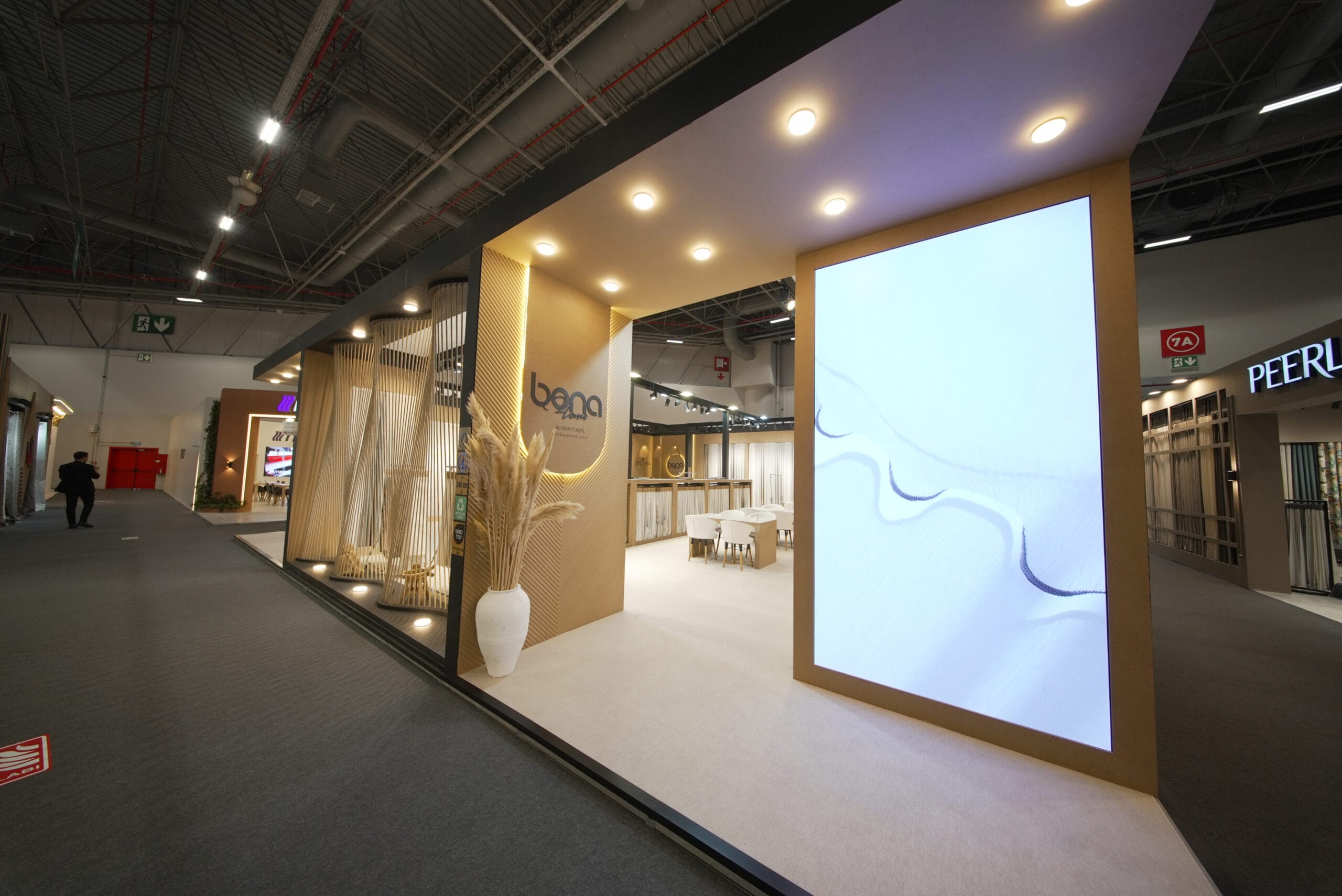 Bona Home – HOMETEX 2026 2 Bona Home – HOMETEX 2026 – Projektaufnahme – Aufbau und Umsetzung 1